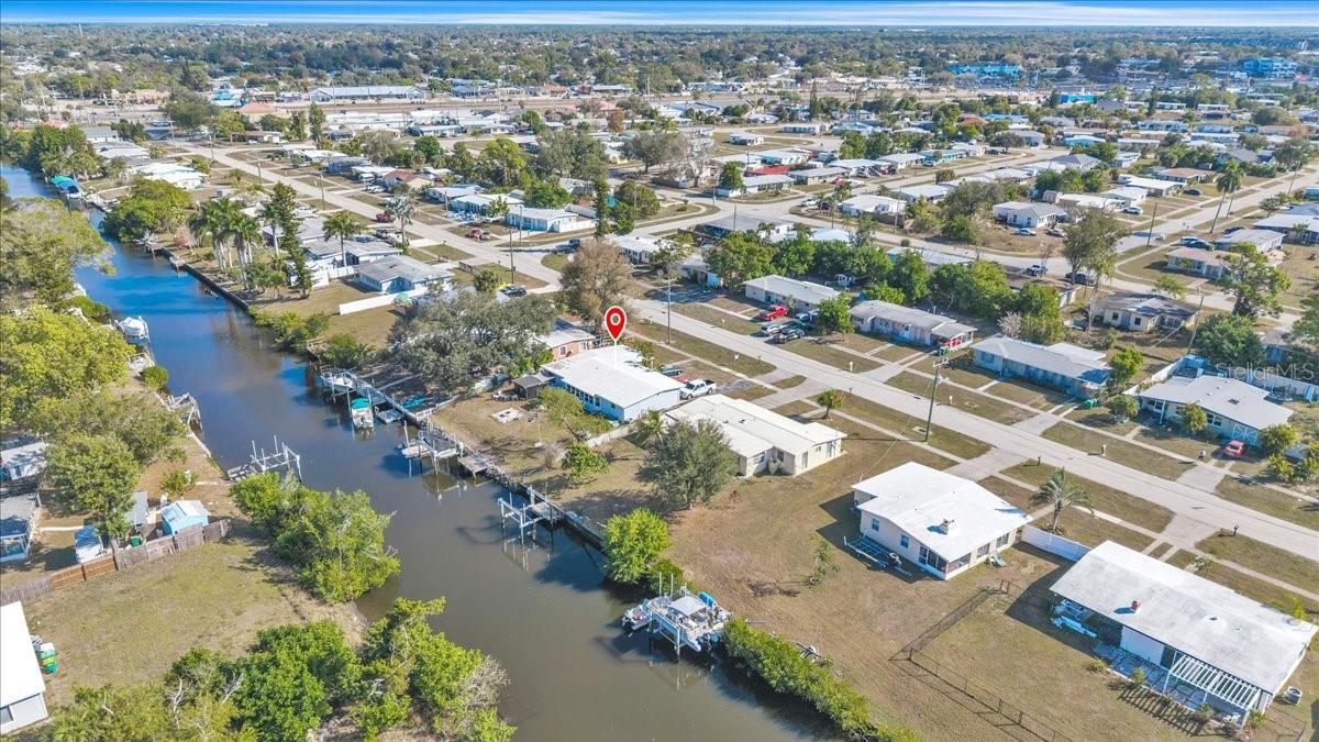 Image 29 of 36 For 4015 Conway Boulevard