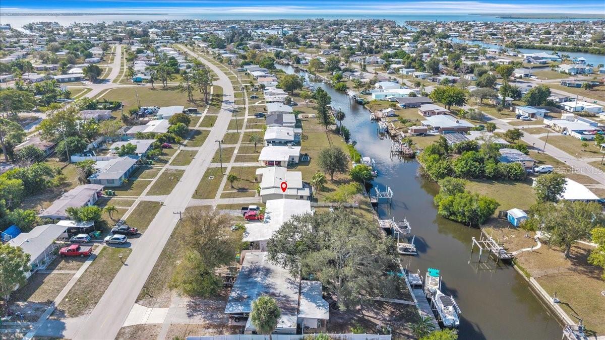 Image 32 of 36 For 4015 Conway Boulevard