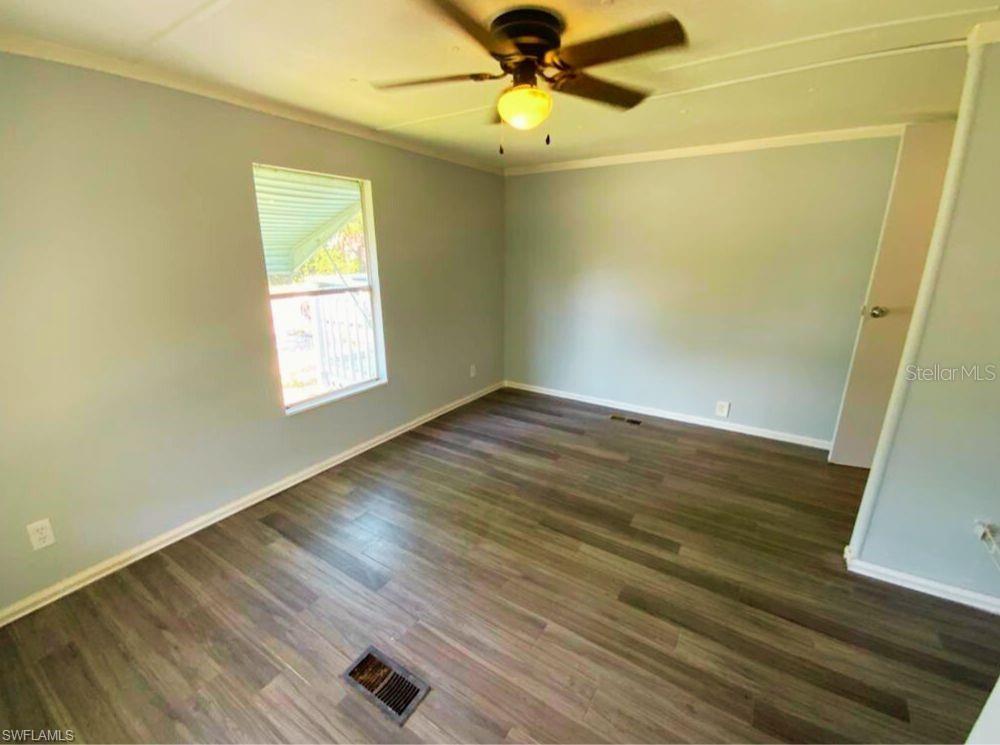 Image 11 of 18 For 1281 Richmond Avenue