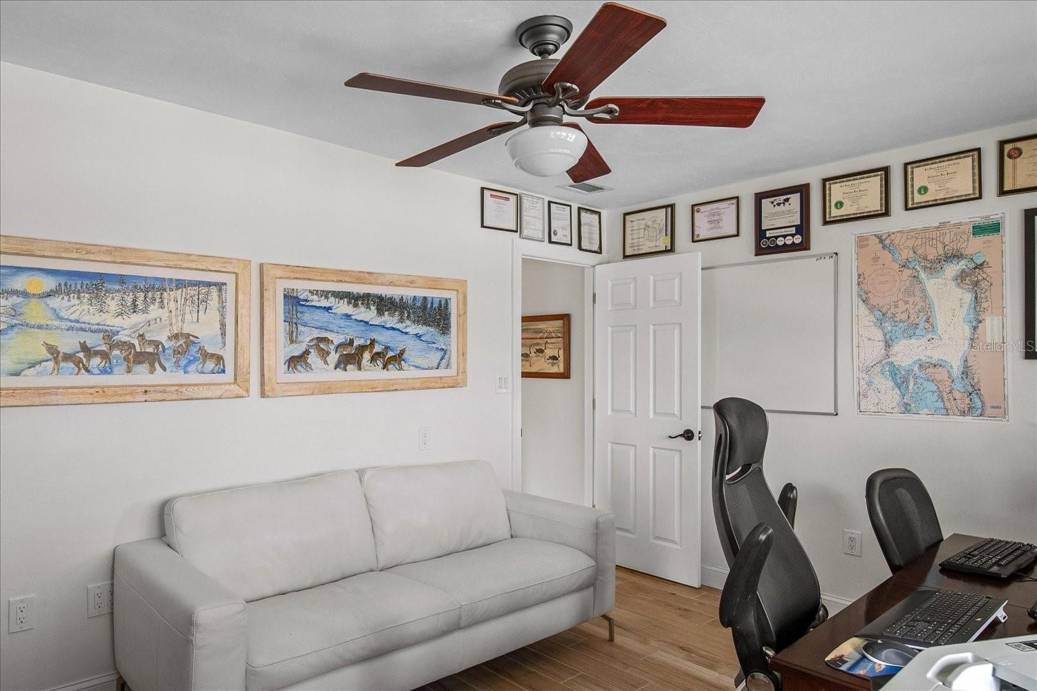 Image 41 of 58 For 184 Colony Point Drive