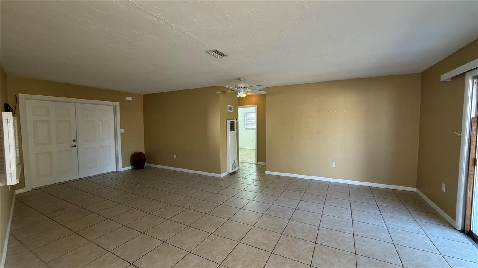 Image 6 of 12 For 2433 Ednor Street