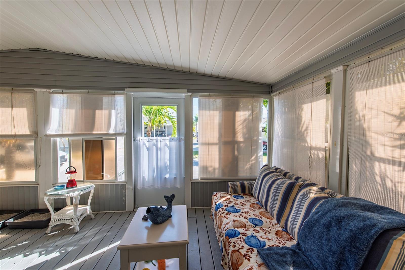 Image 10 of 28 For 13 Rotterdam Drive