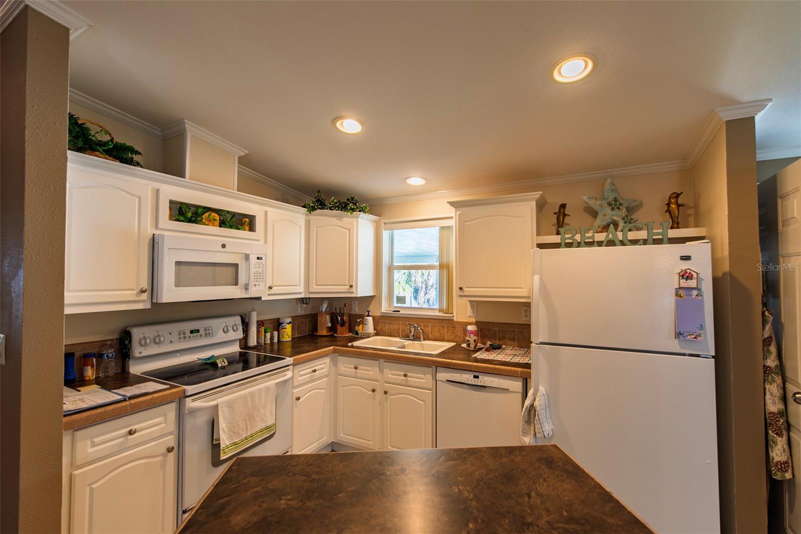 Image 6 of 28 For 13 Rotterdam Drive