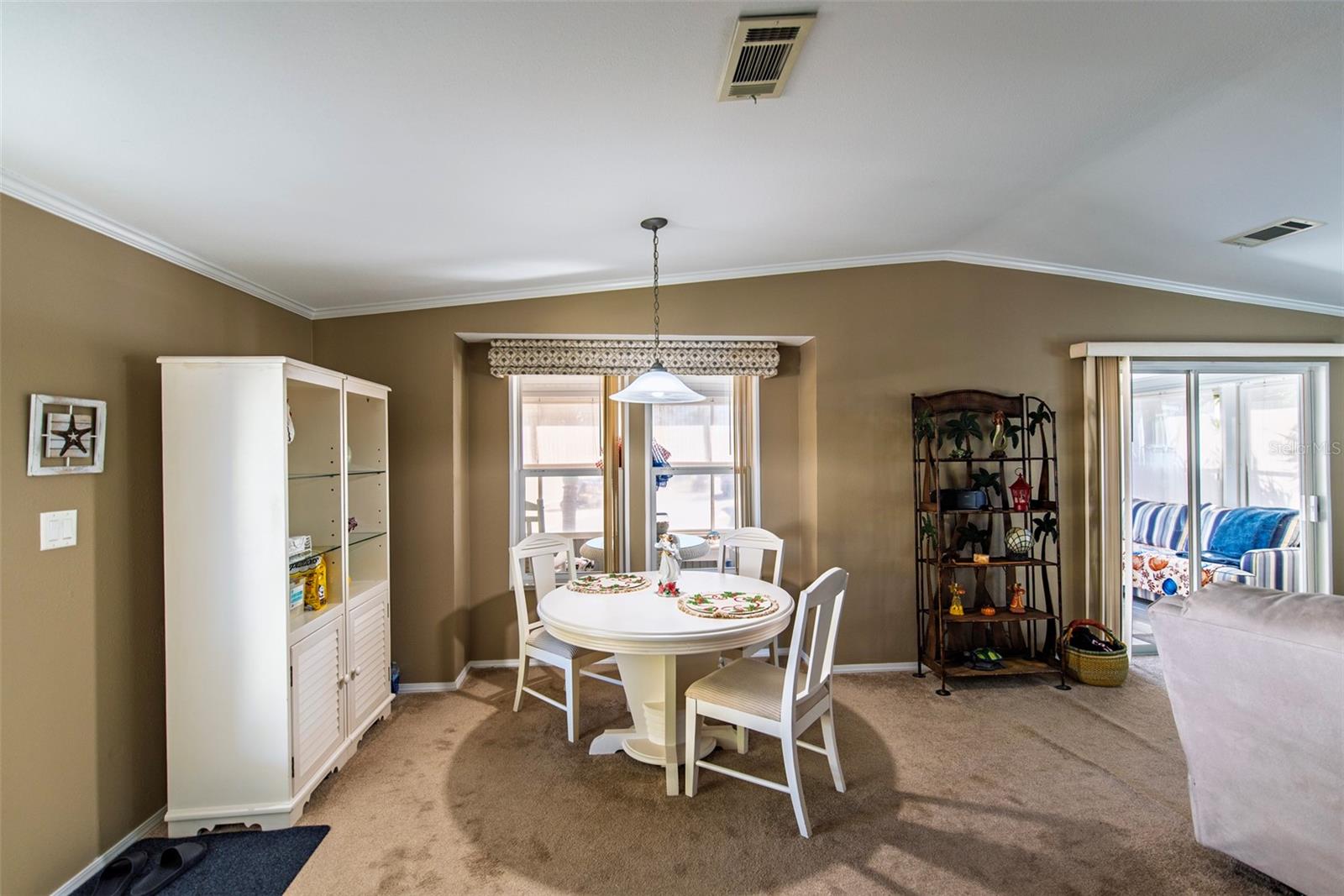 Image 9 of 28 For 13 Rotterdam Drive