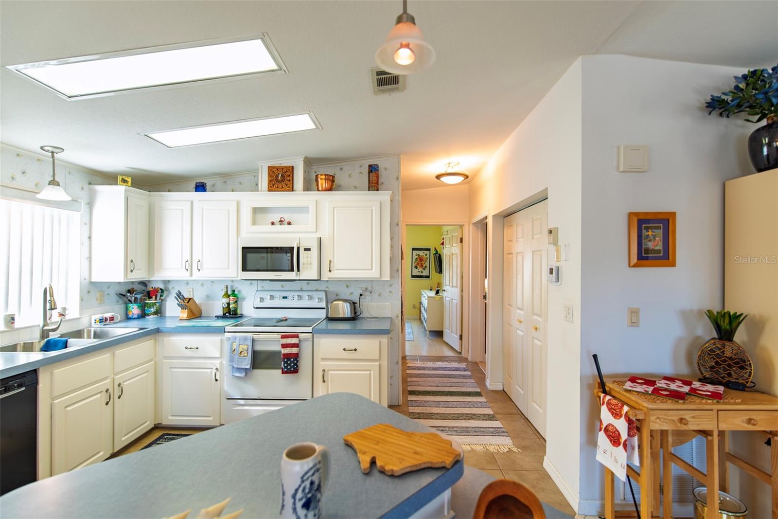 Image 18 of 36 For 4 Belcher Drive