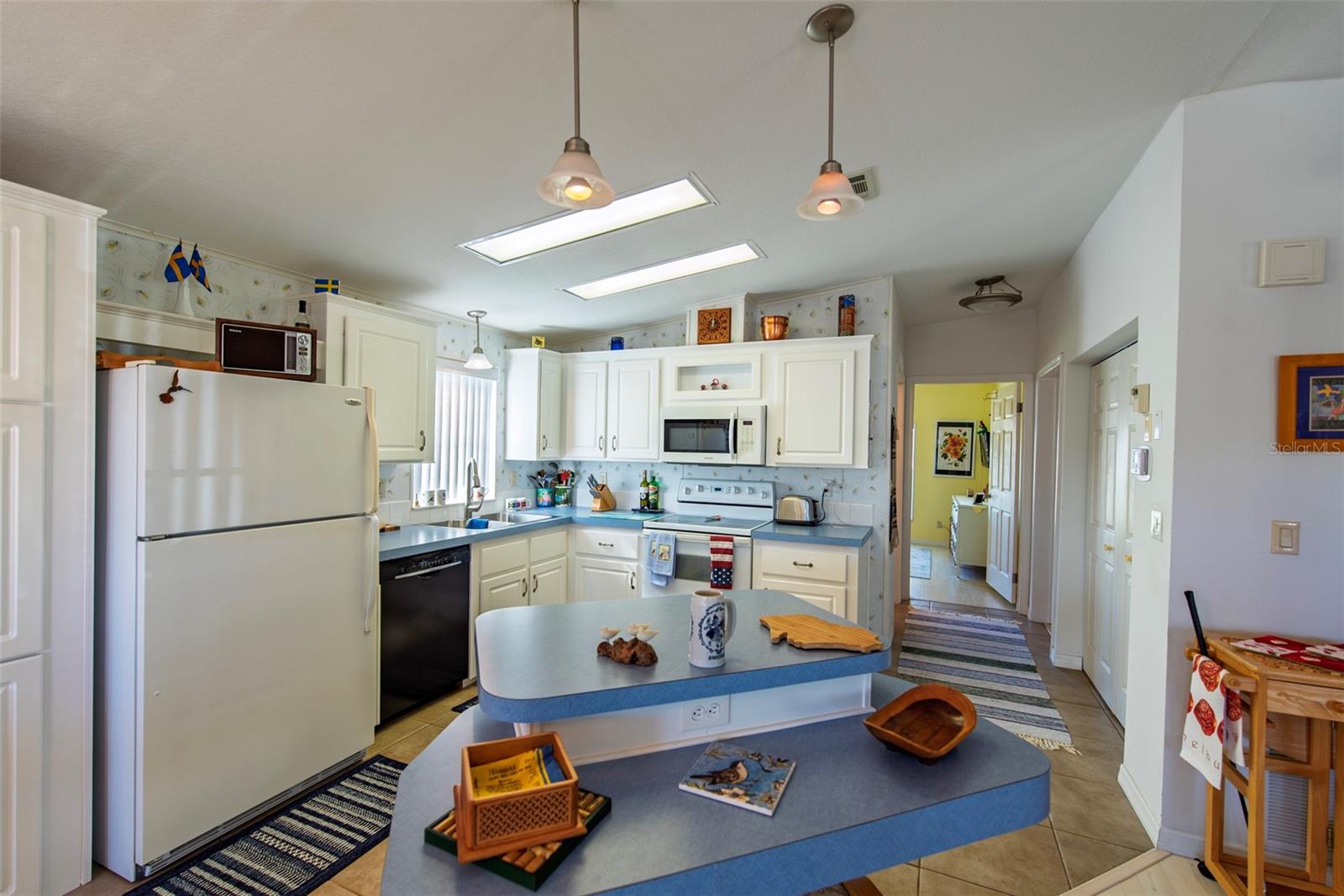 Image 9 of 36 For 4 Belcher Drive