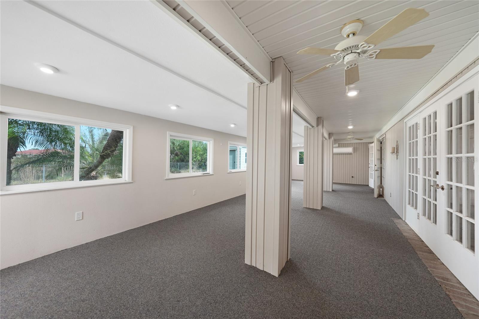 Image 17 of 50 For 24358 Kingsway Circle