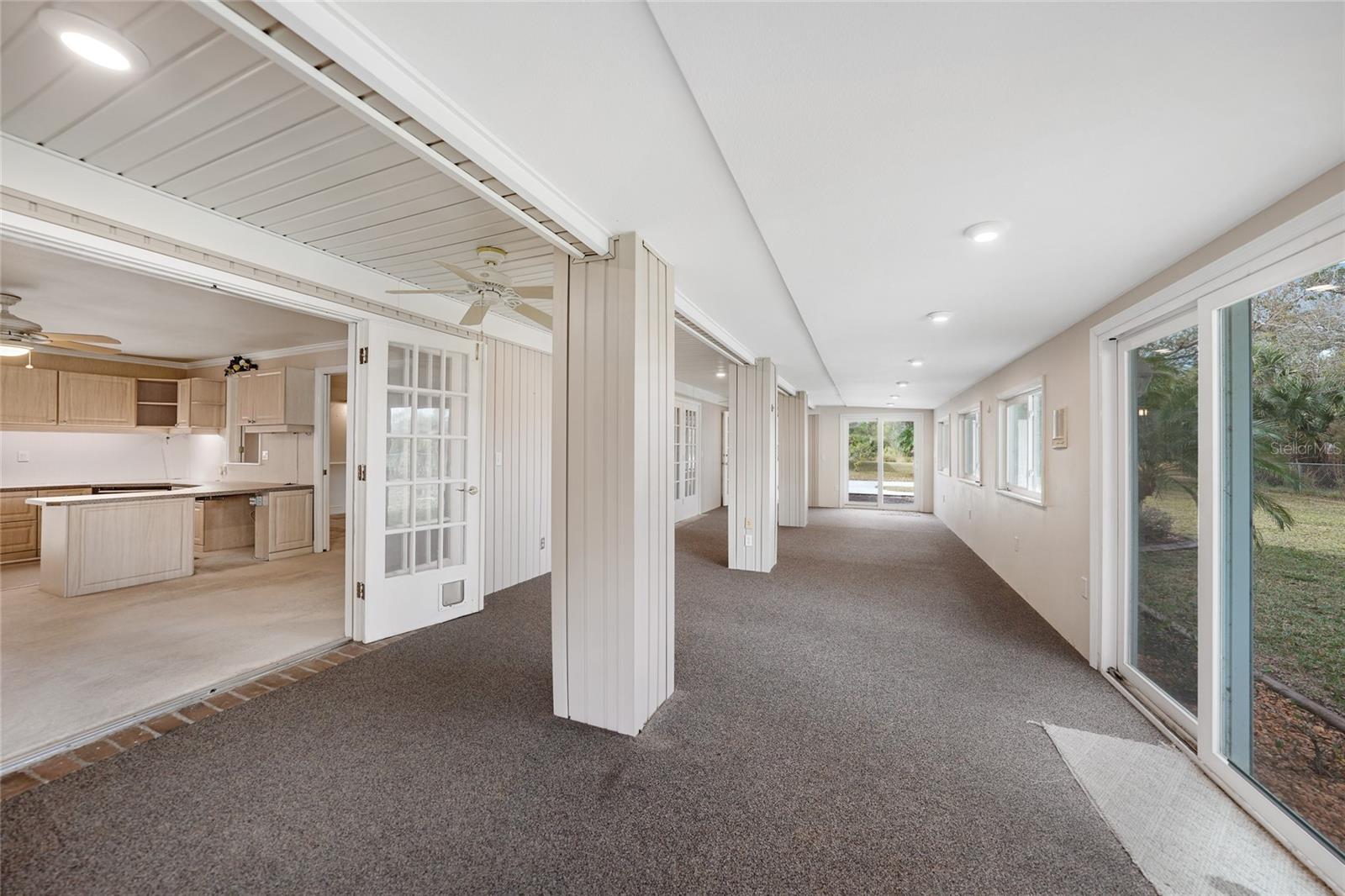 Image 18 of 50 For 24358 Kingsway Circle