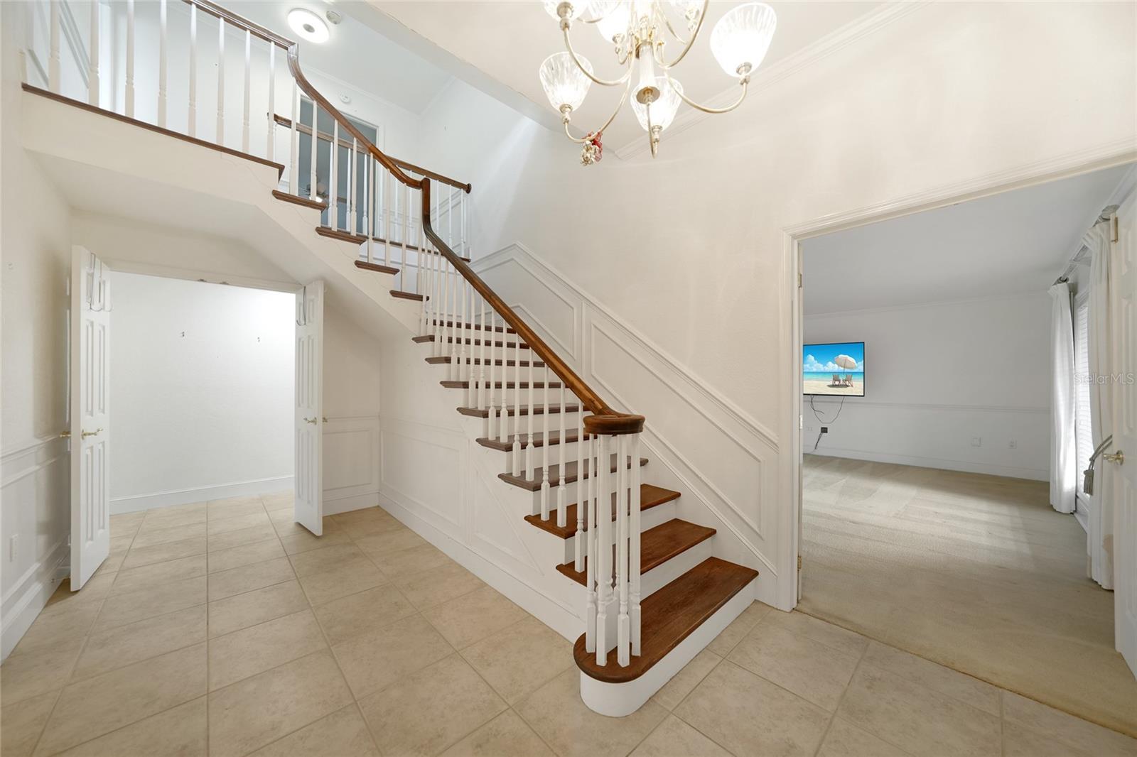 Image 6 of 50 For 24358 Kingsway Circle