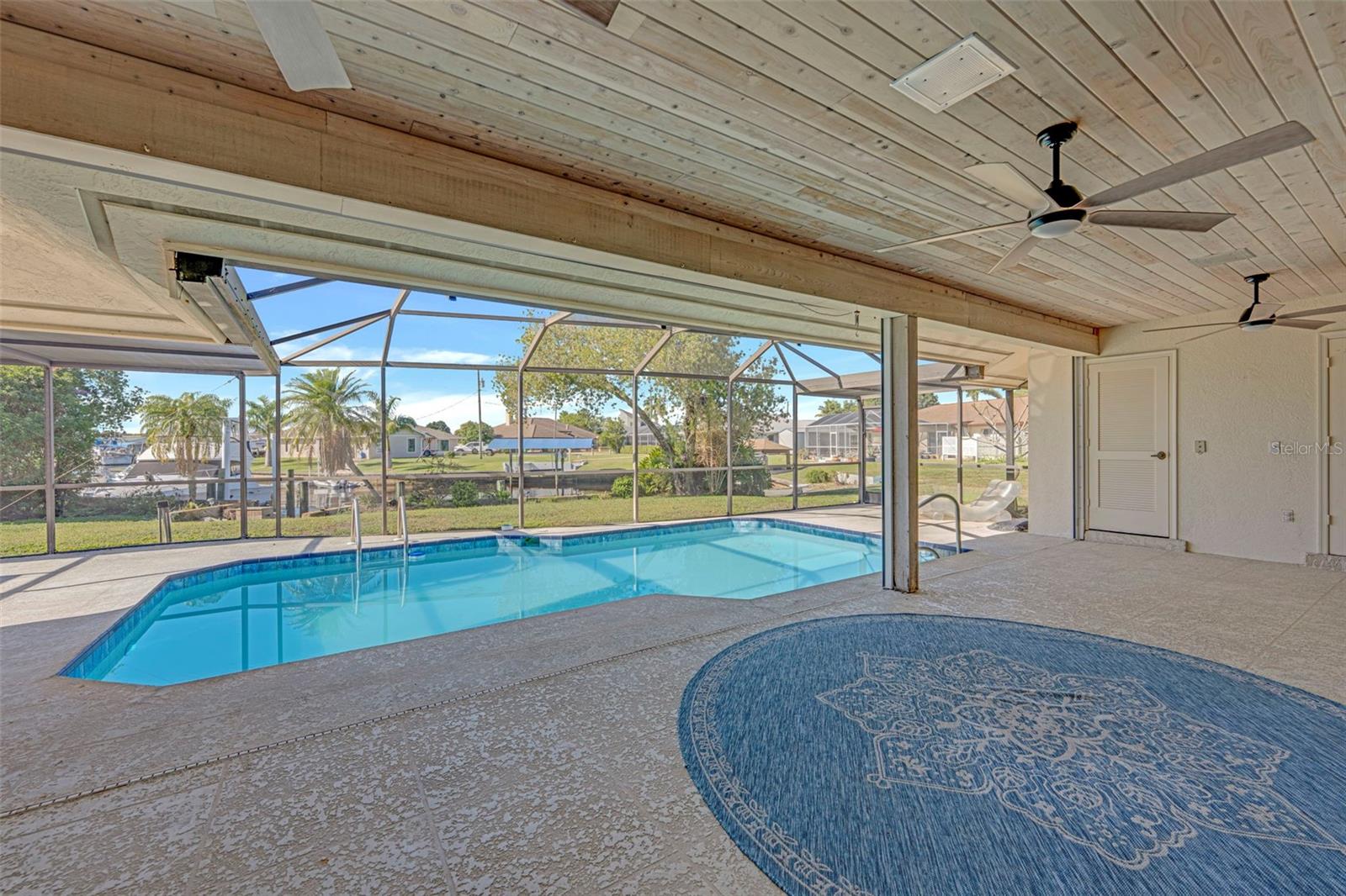 Image 34 of 47 For 13388 Journeys End