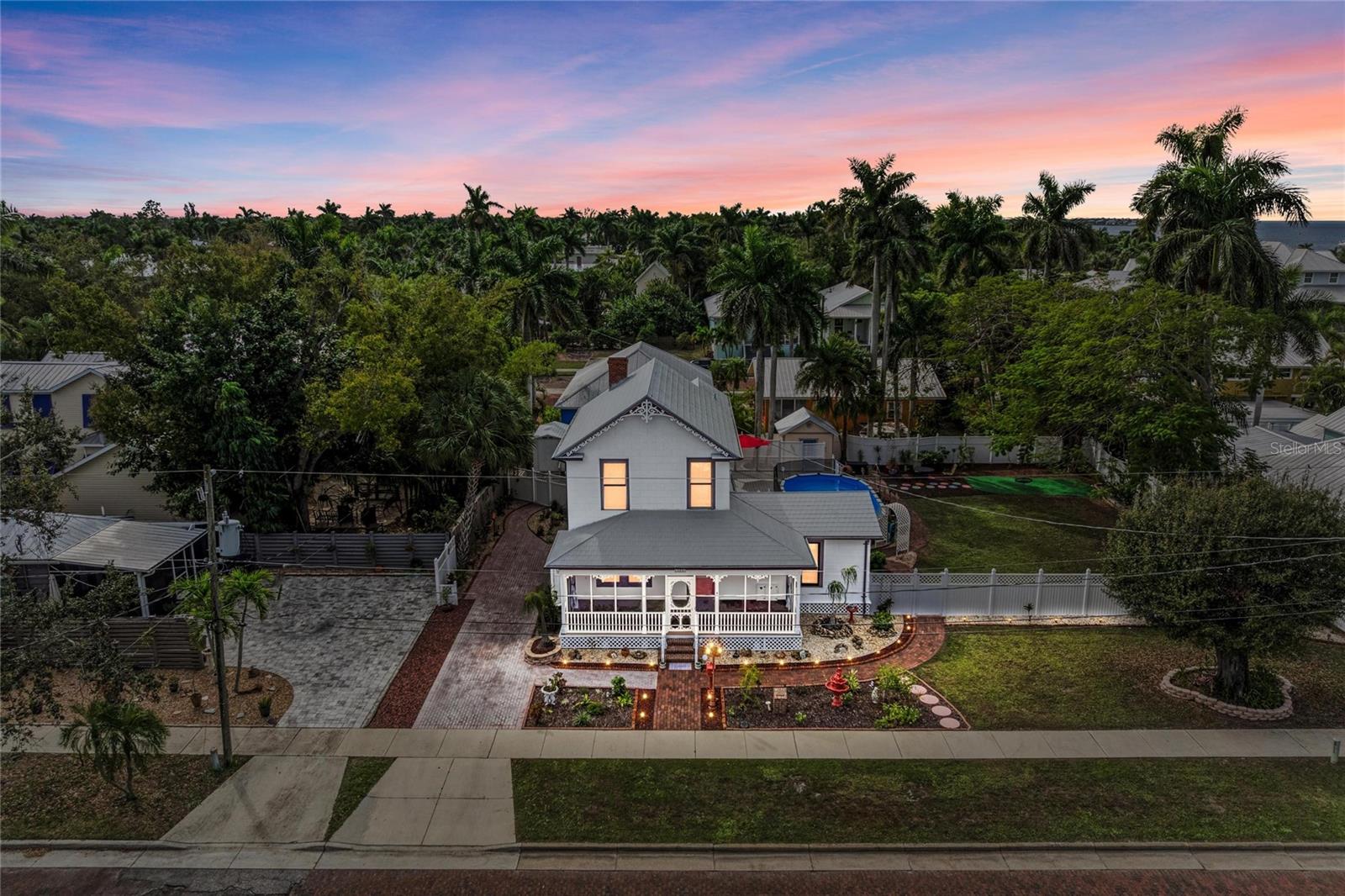 Image 2 of 79 For 123 Gill Street