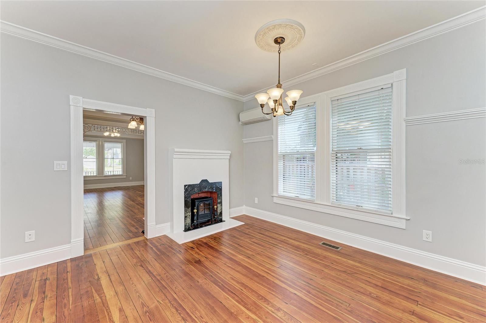 Image 25 of 79 For 123 Gill Street