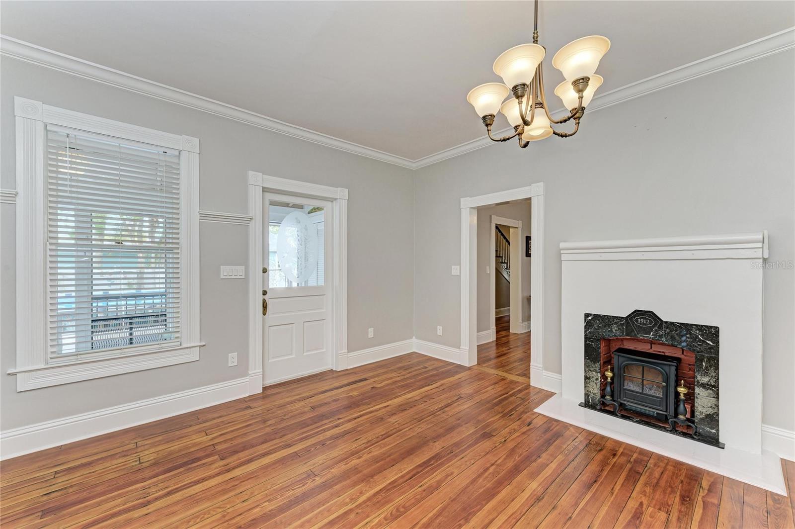 Image 26 of 79 For 123 Gill Street