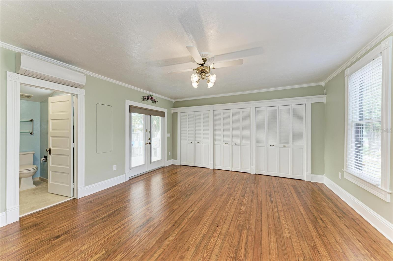 Image 35 of 79 For 123 Gill Street