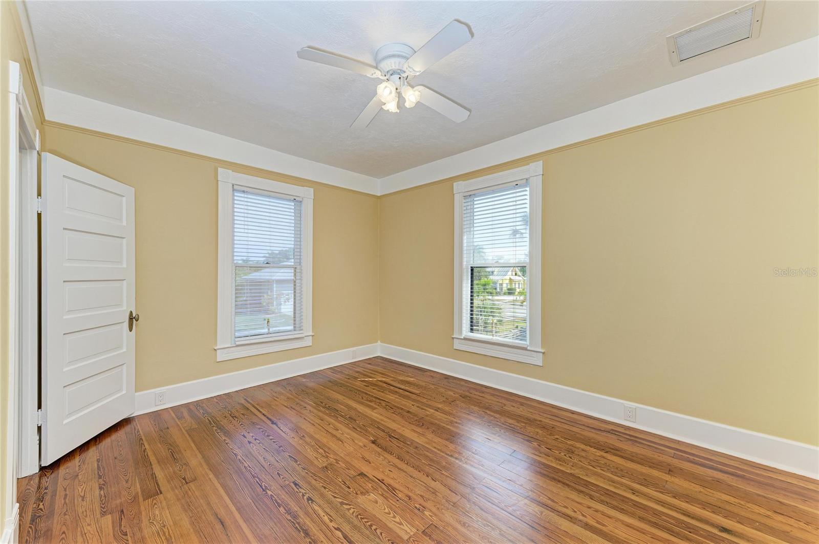 Image 43 of 79 For 123 Gill Street