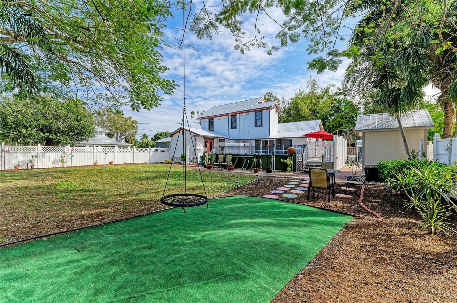 Image 60 of 79 For 123 Gill Street