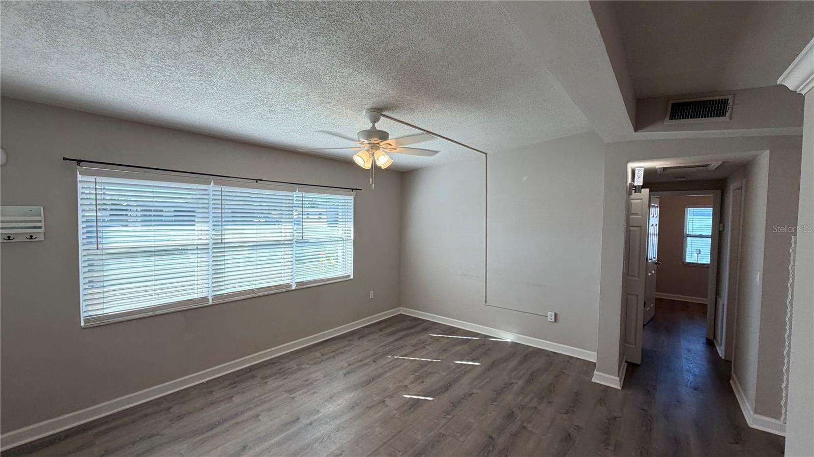 Image 10 of 13 For 21488 Olean Boulevard