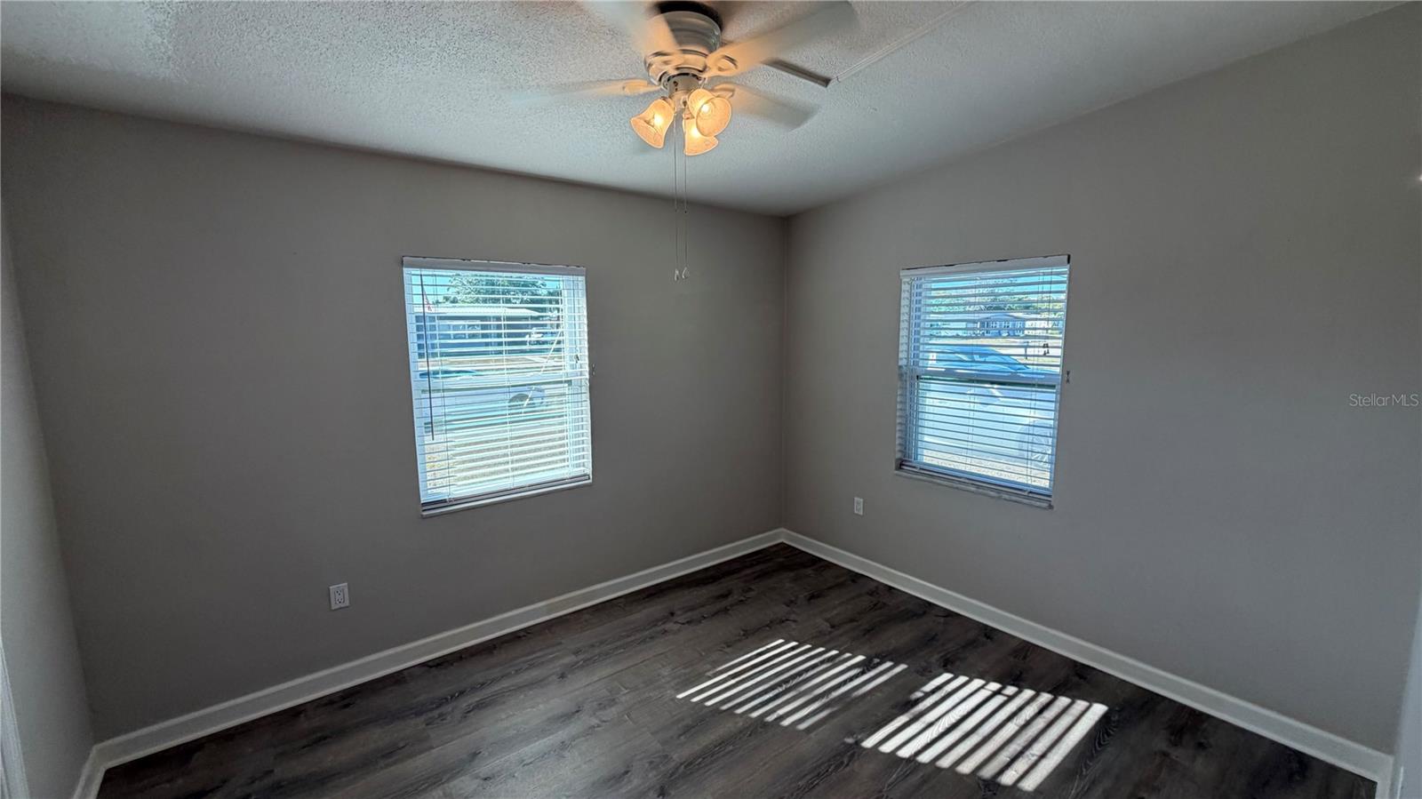 Image 9 of 13 For 21488 Olean Boulevard