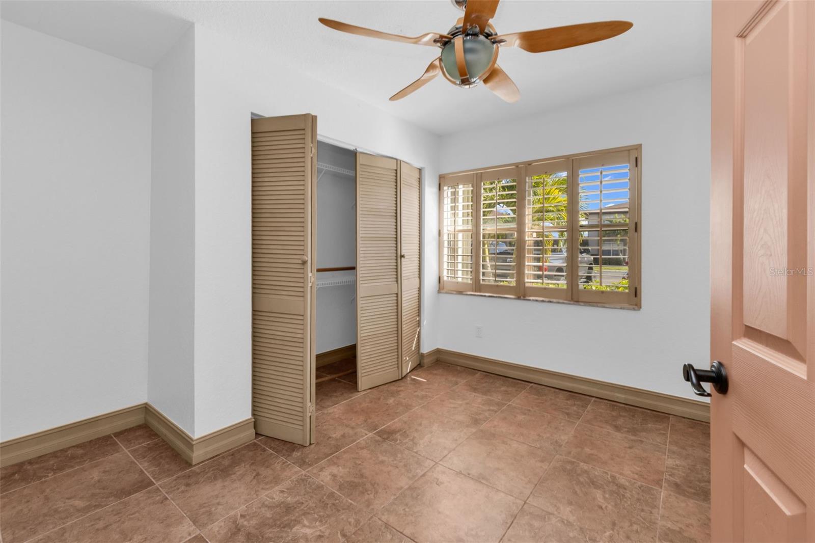 Image 11 of 30 For 25050 Sandhill Boulevard 5a2