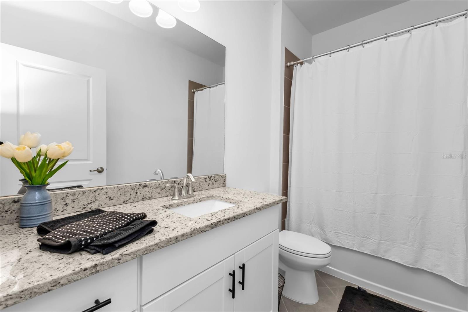 Image 35 of 58 For 2072 Mackerel Street