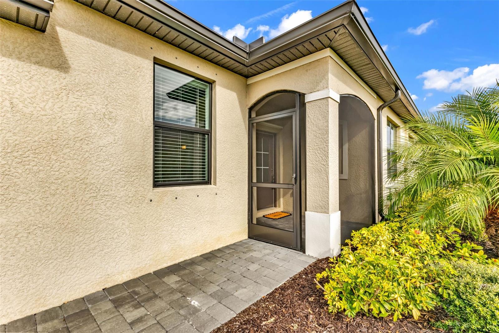 Image 4 of 58 For 2072 Mackerel Street