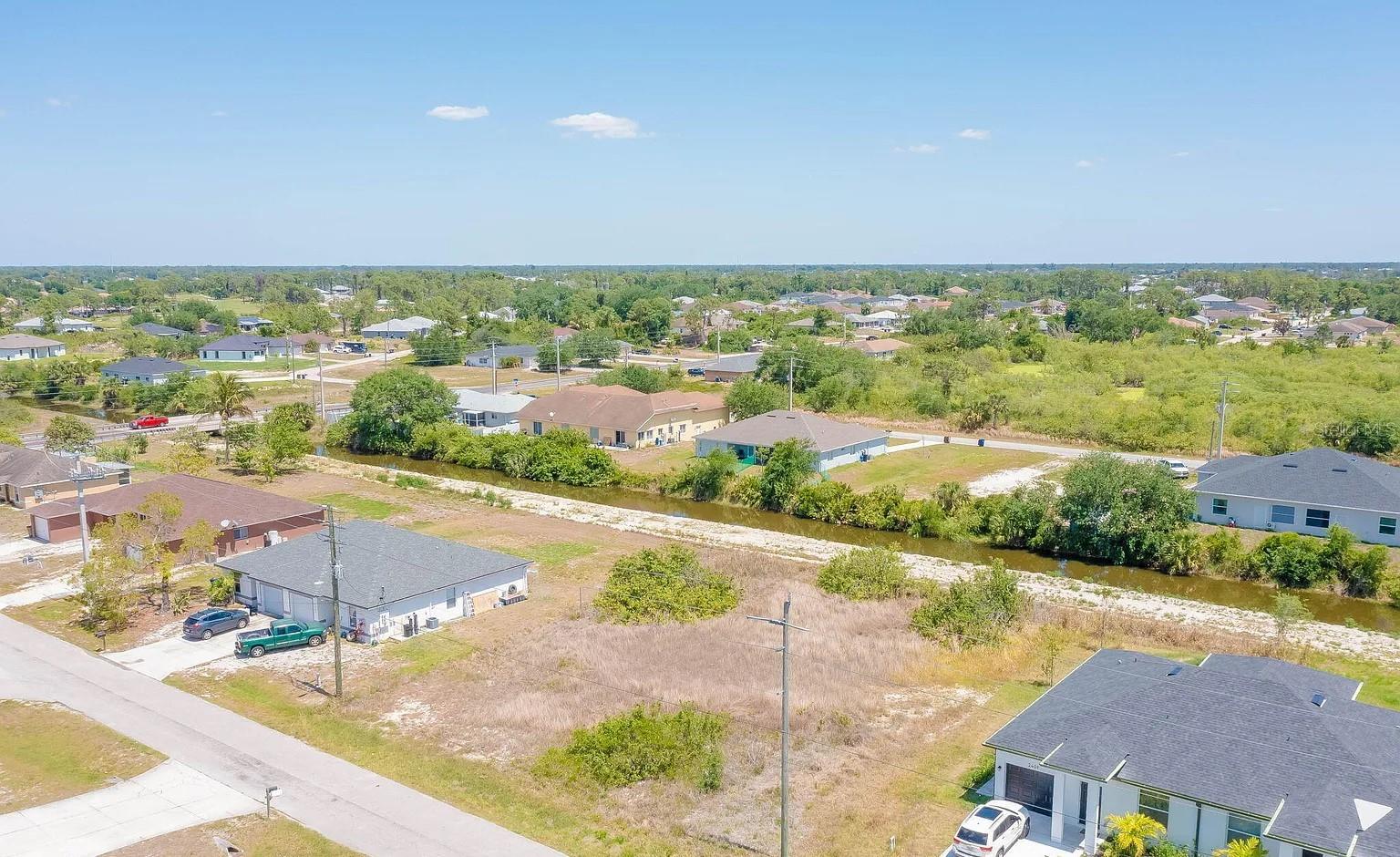 Image 2 of 10 For 2405-2407 Ansel Avenue S