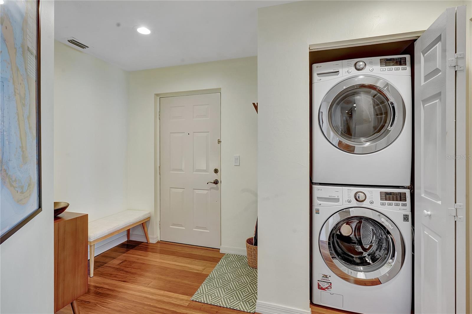 Image 25 of 38 For 2090 Matecumbe Key Road 1306