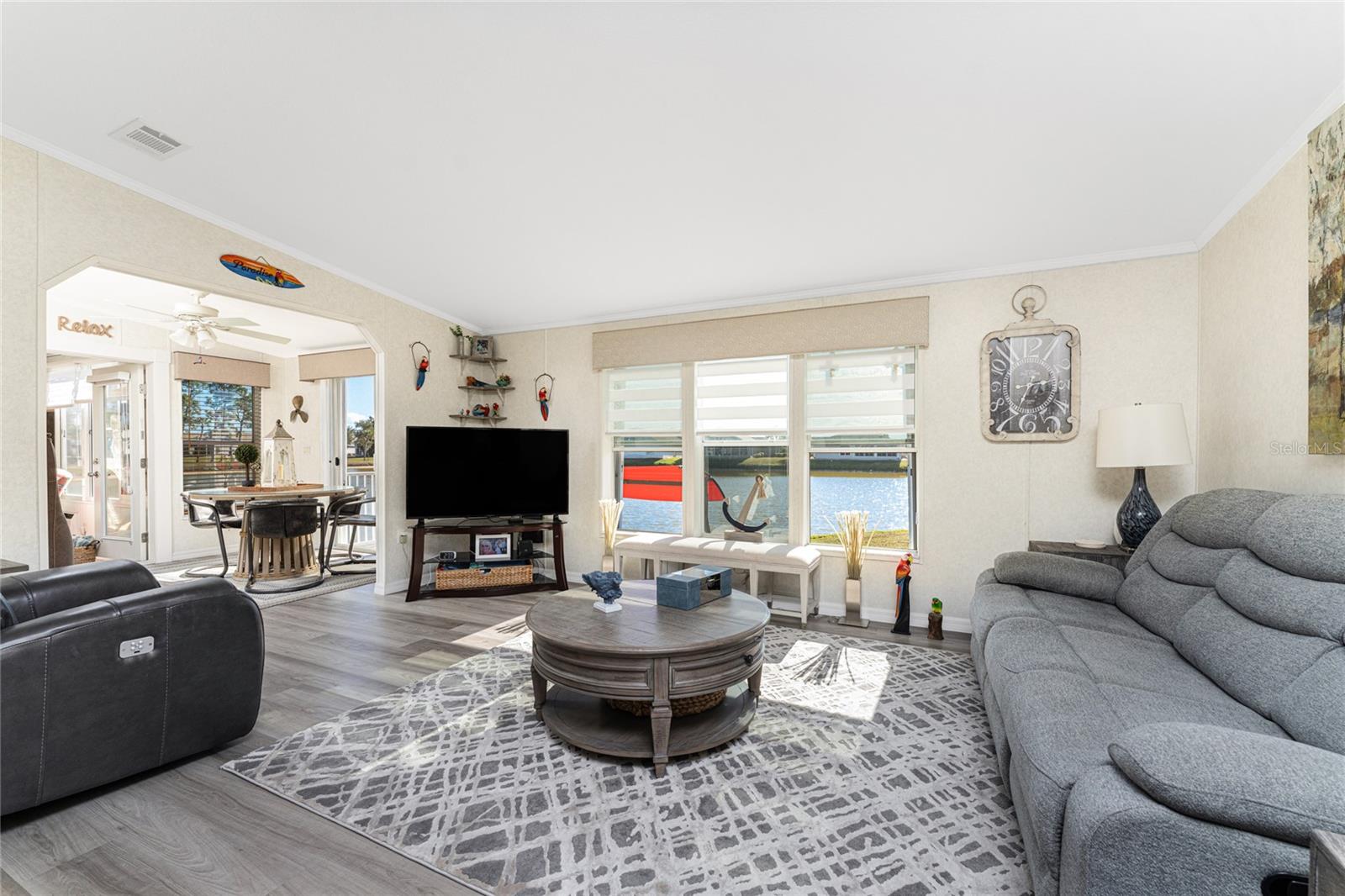 Image 22 of 78 For 1000 Kings Highway 262