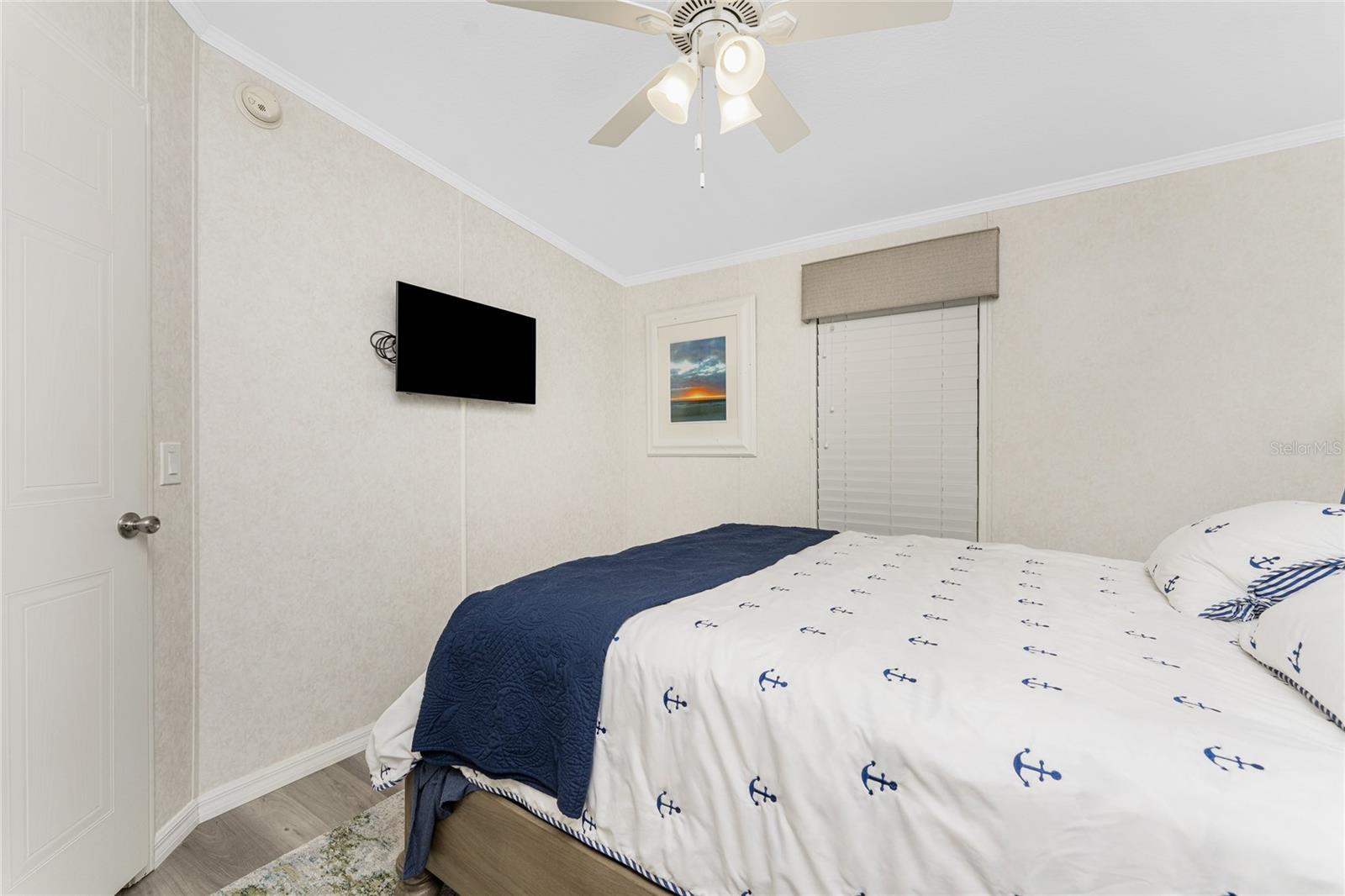 Image 36 of 78 For 1000 Kings Highway 262