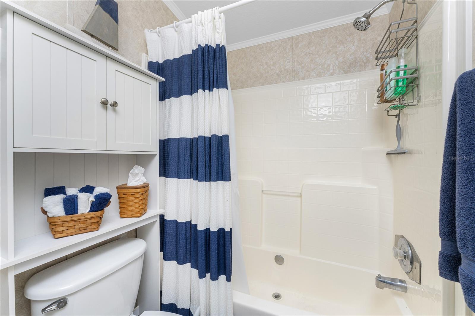 Image 37 of 78 For 1000 Kings Highway 262