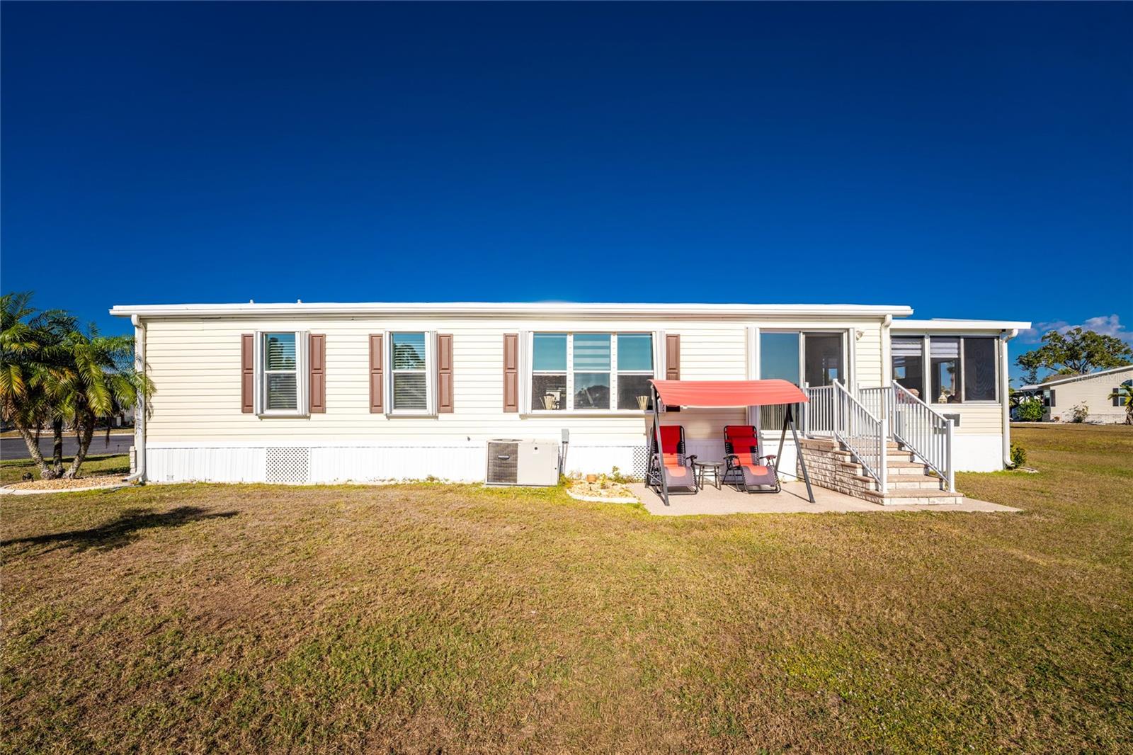 Image 42 of 78 For 1000 Kings Highway 262