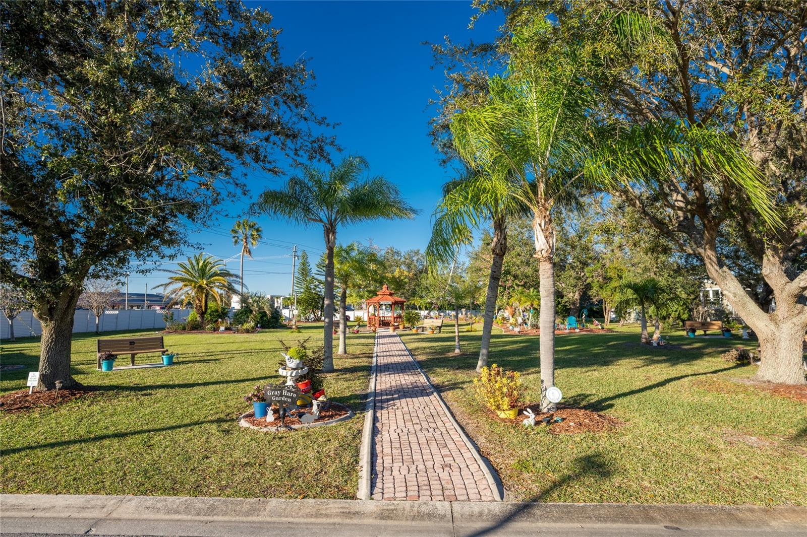 Image 56 of 78 For 1000 Kings Highway 262