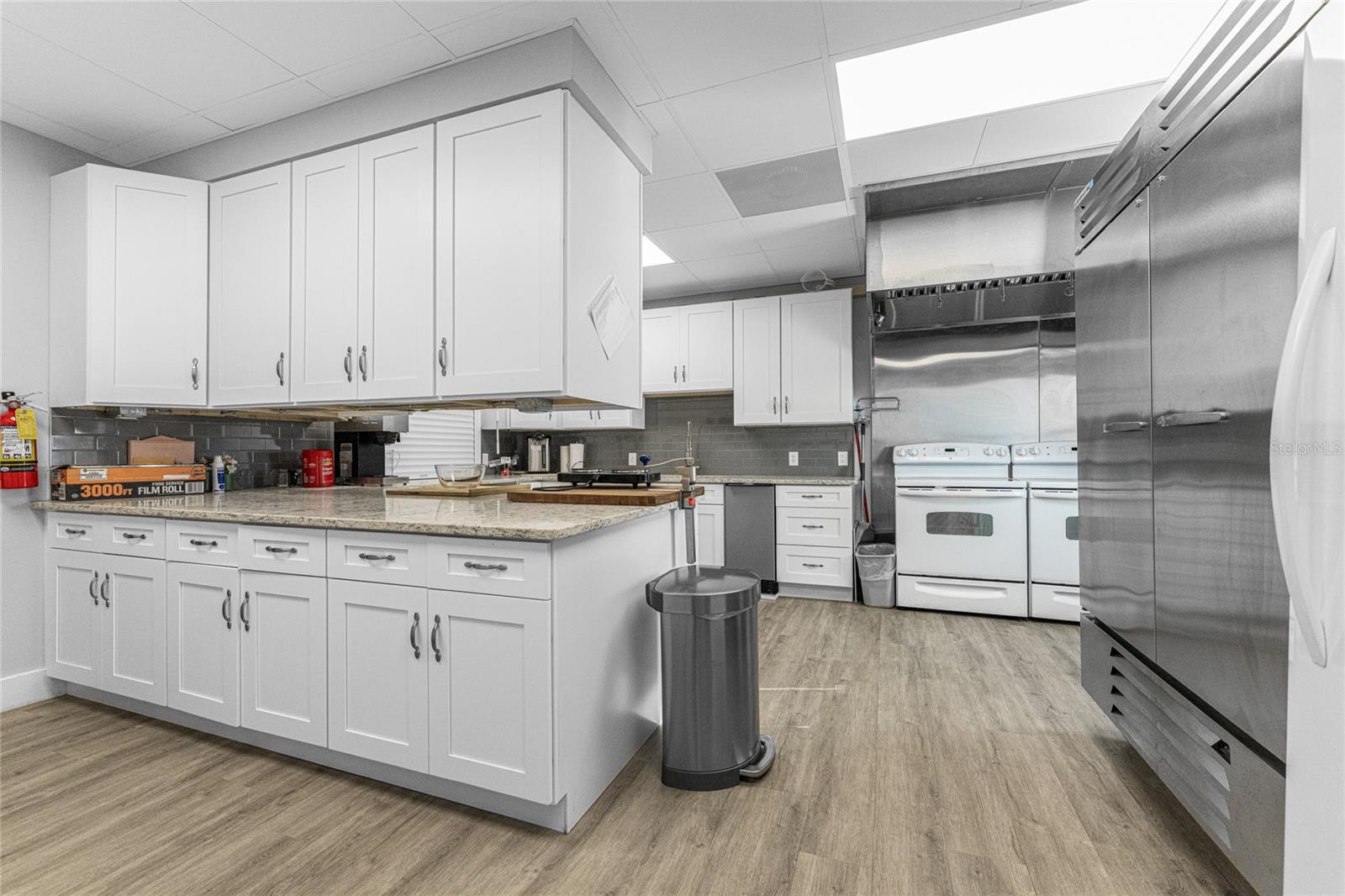 Image 73 of 78 For 1000 Kings Highway 262