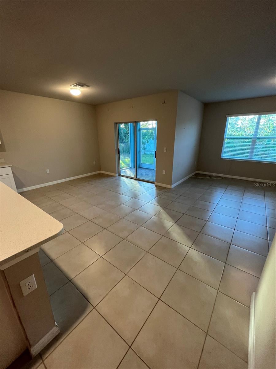 Image 7 of 23 For 2215 Yankee Terrace