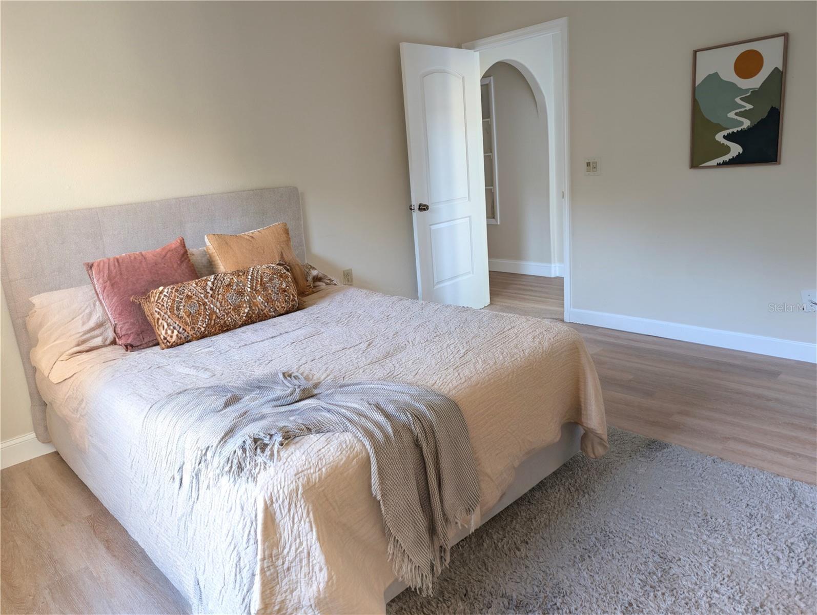 Image 10 of 33 For 349 Millport Street Nw