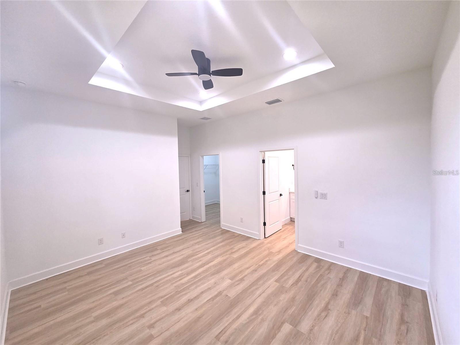 Image 5 of 8 For 17049 Hillsborough Boulevard