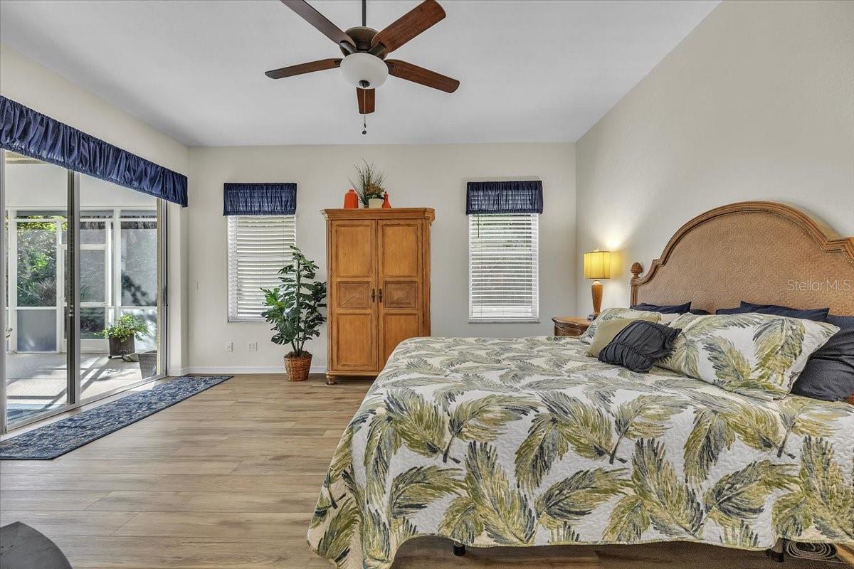 Image 30 of 76 For 26241 Feathersound Drive