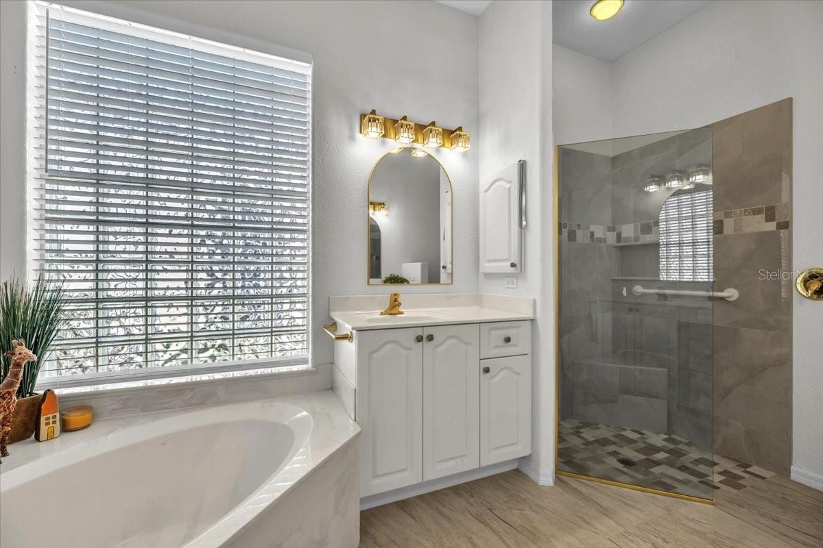 Image 39 of 76 For 26241 Feathersound Drive