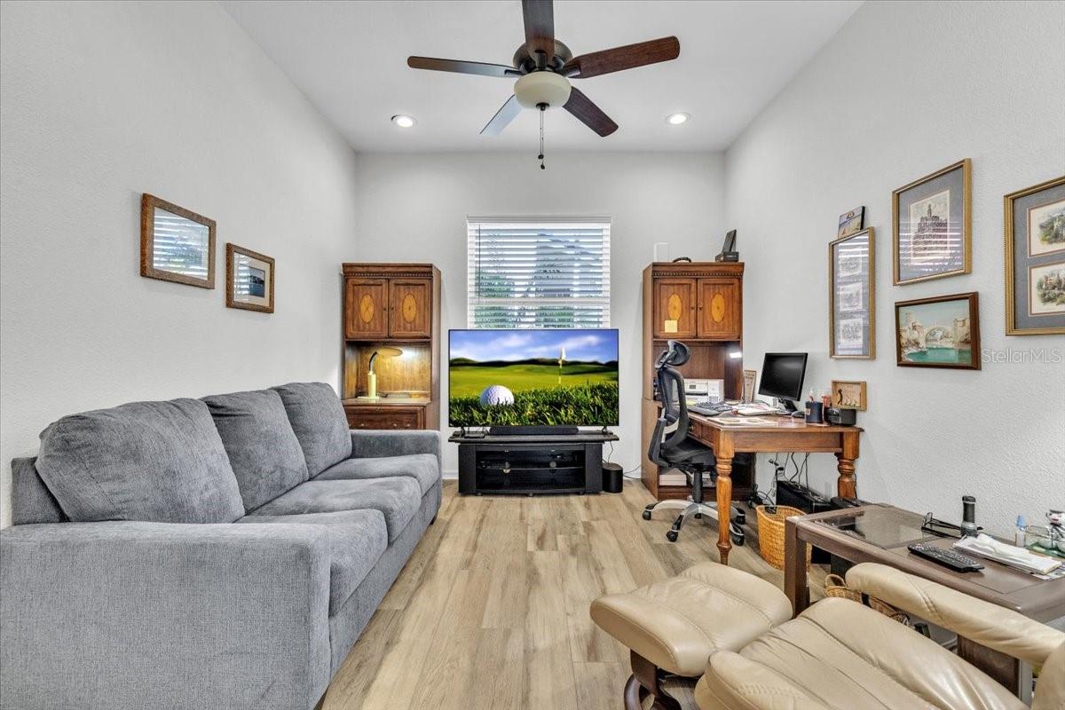 Image 41 of 76 For 26241 Feathersound Drive