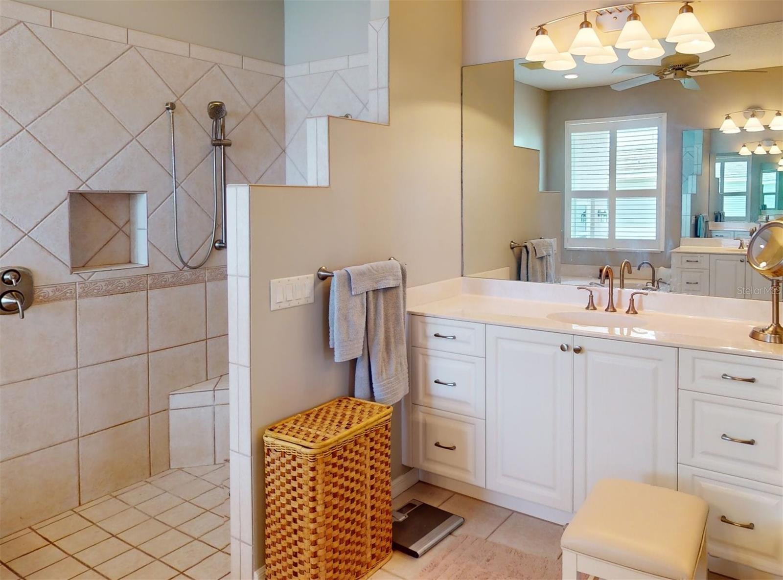 Image 38 of 80 For 1600 Suzi Street