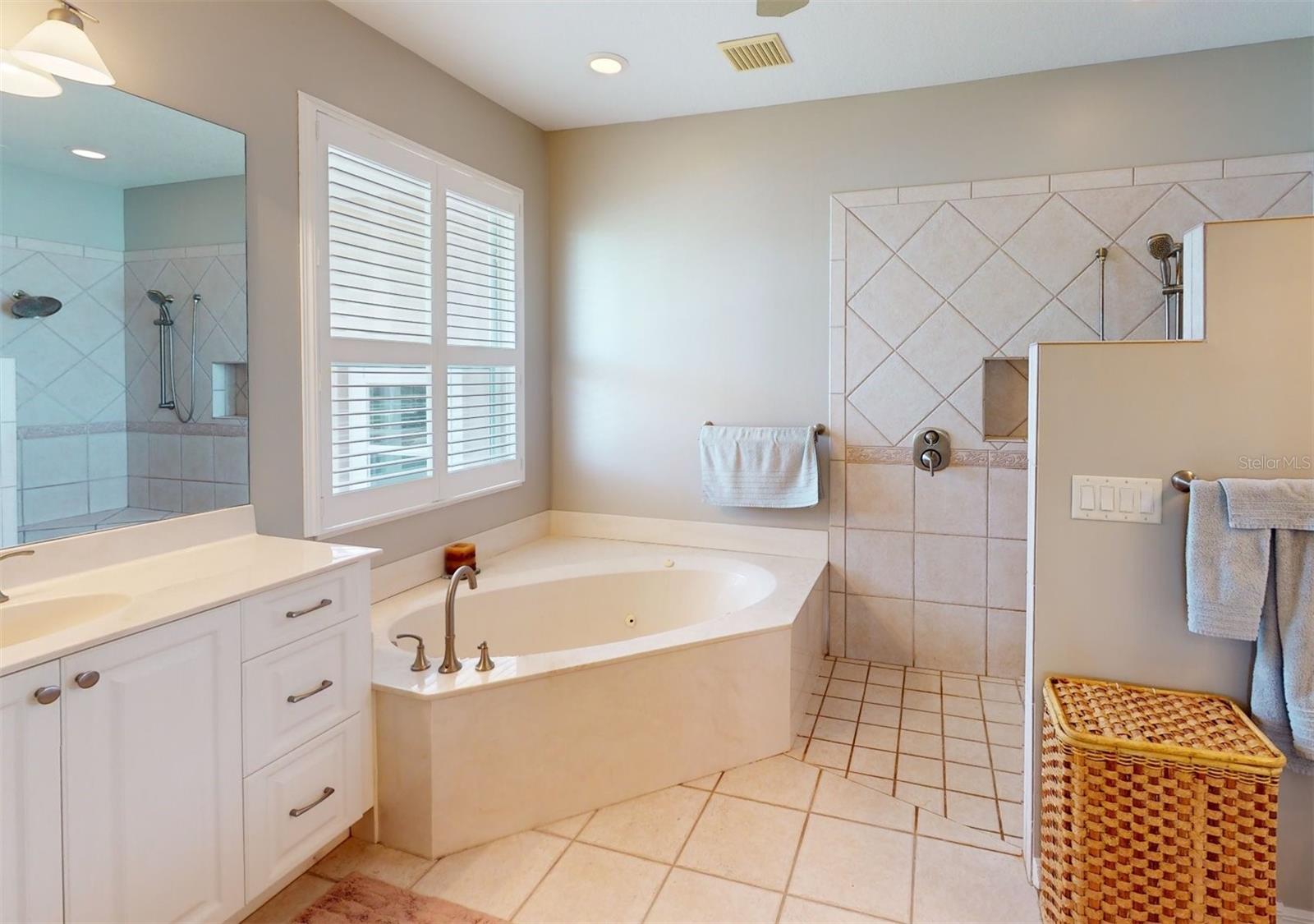 Image 41 of 80 For 1600 Suzi Street