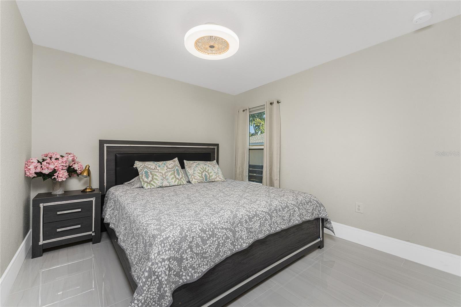 Image 20 of 43 For 22497 Vale Avenue