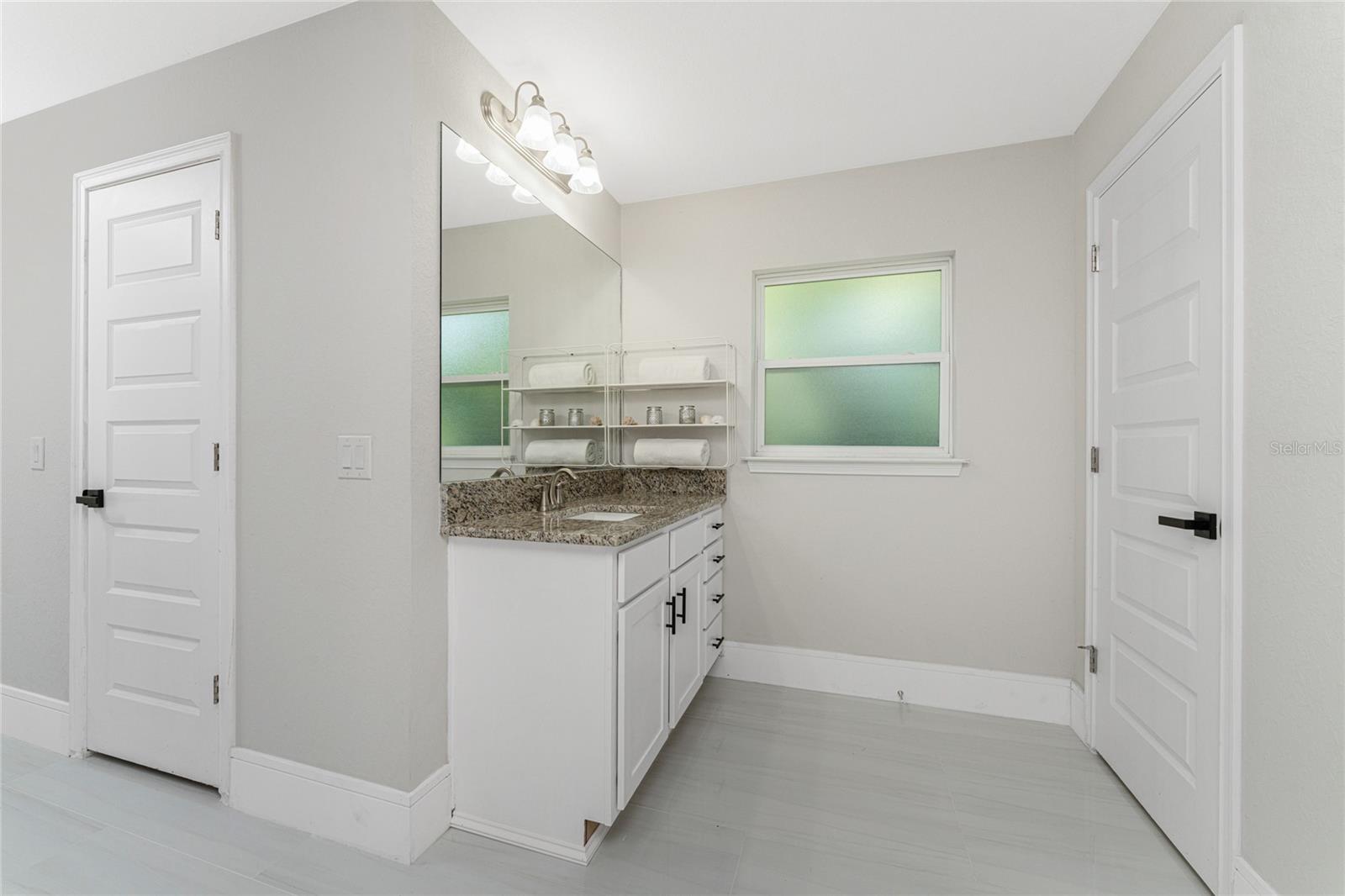 Image 34 of 43 For 22497 Vale Avenue