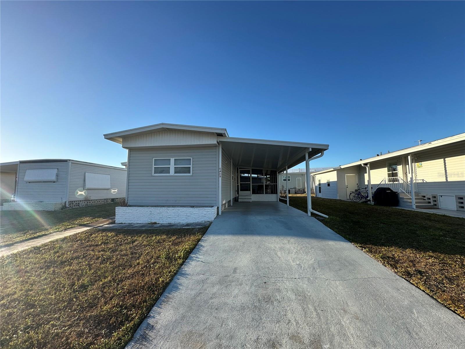 Image 2 of 47 For 5409 Holiday Park Boulevard