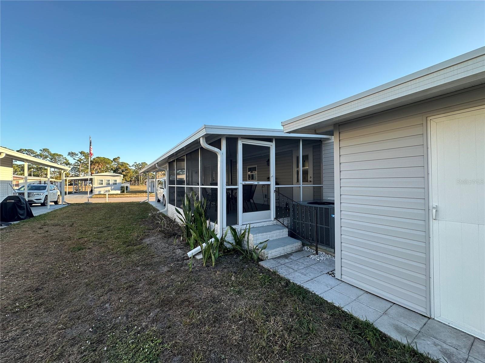 Image 20 of 47 For 5409 Holiday Park Boulevard