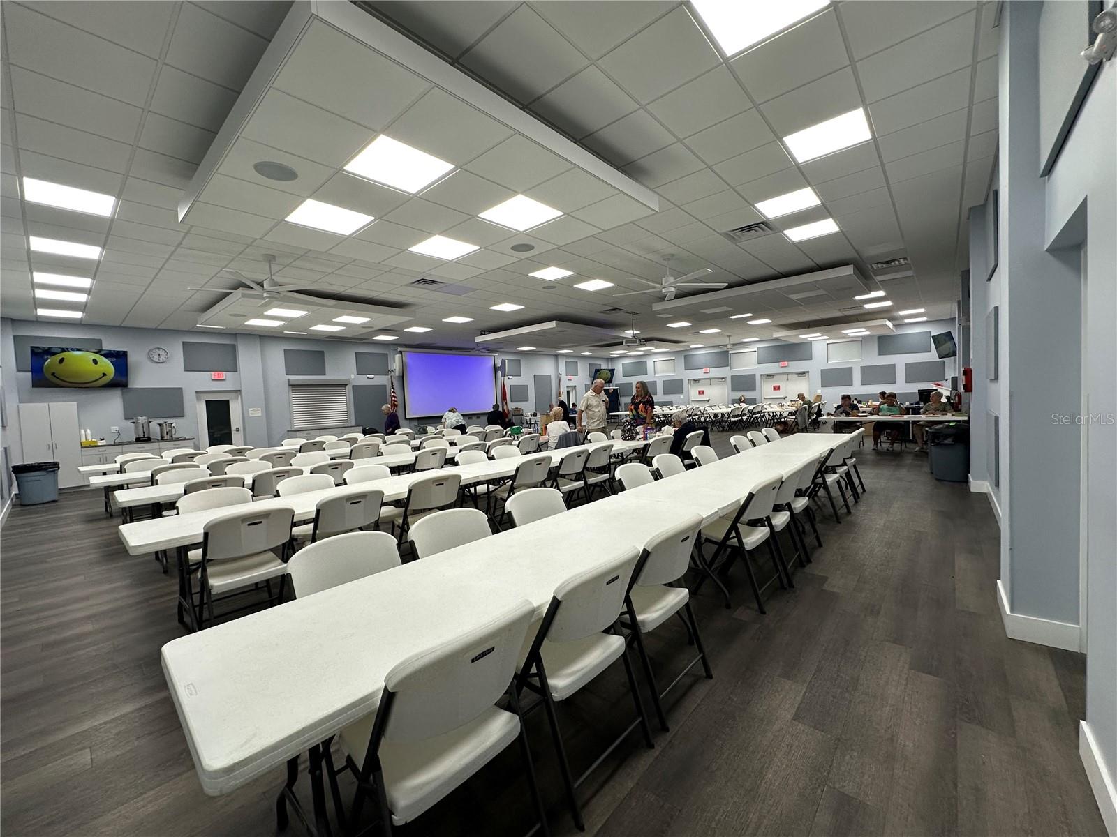 Image 27 of 47 For 5409 Holiday Park Boulevard