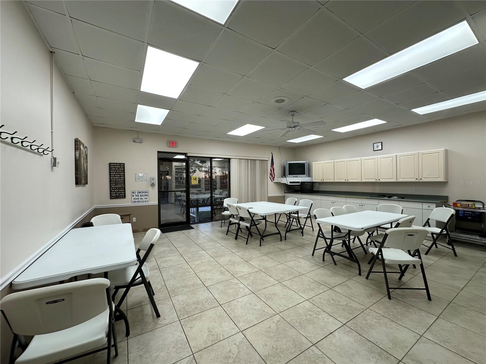 Image 37 of 47 For 5409 Holiday Park Boulevard