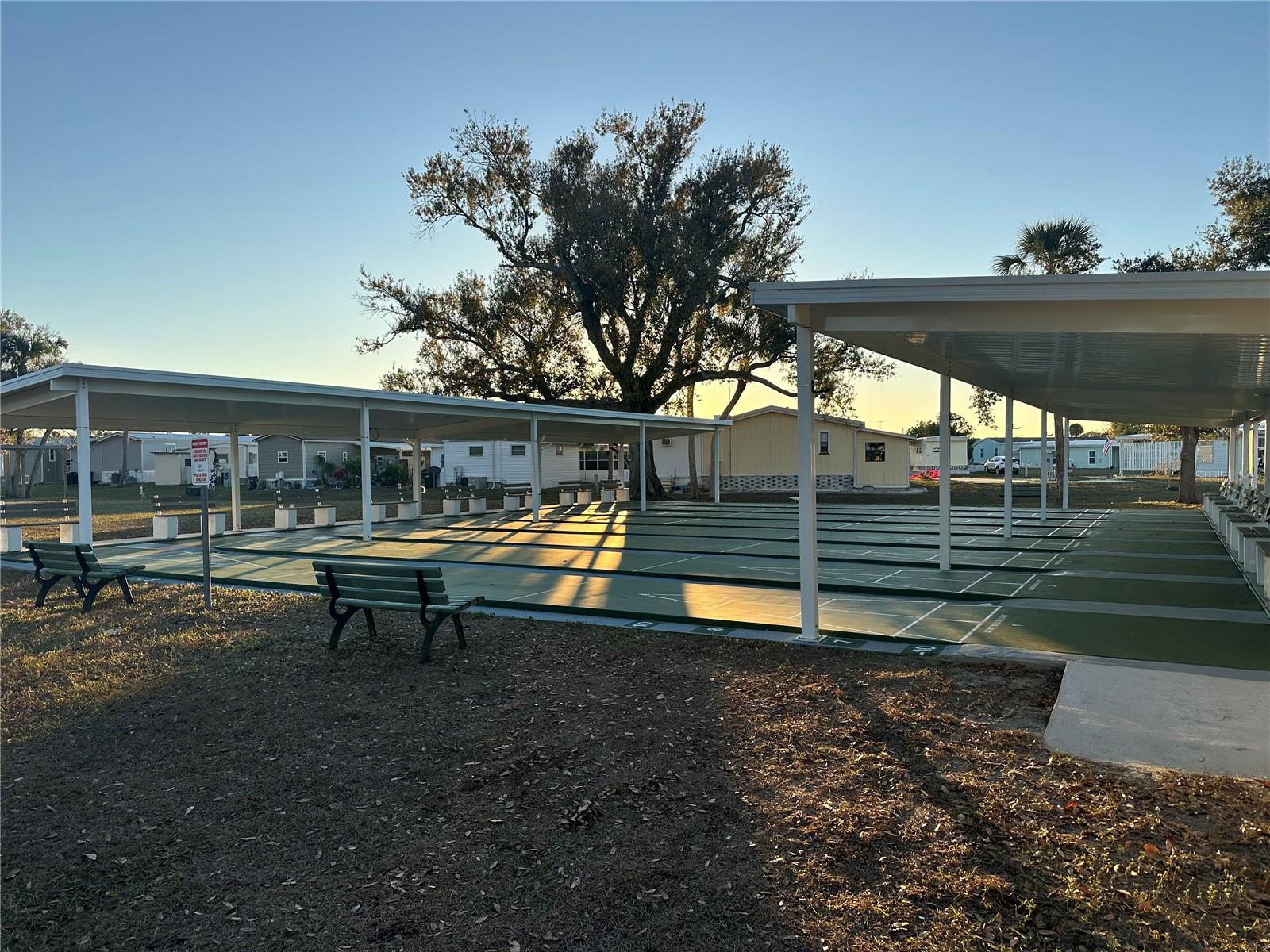 Image 39 of 47 For 5409 Holiday Park Boulevard