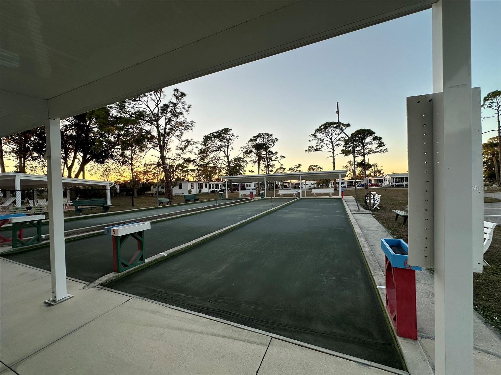 Image 41 of 47 For 5409 Holiday Park Boulevard