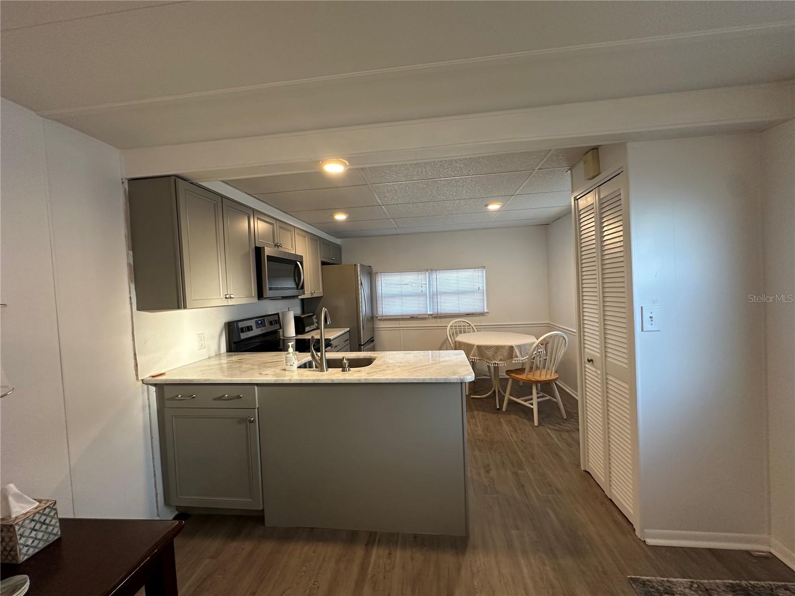 Image 7 of 47 For 5409 Holiday Park Boulevard